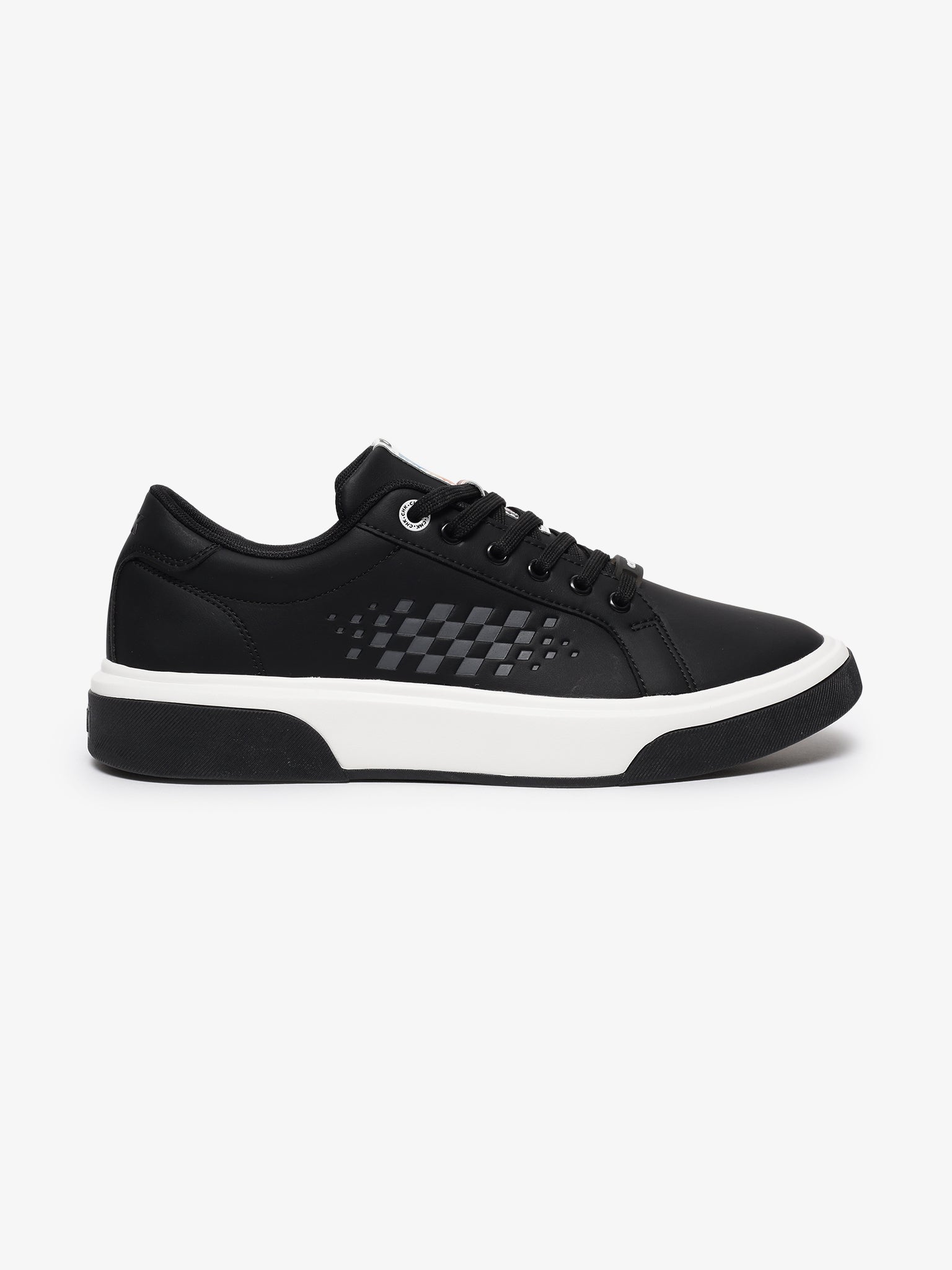 City Hopper Black Low