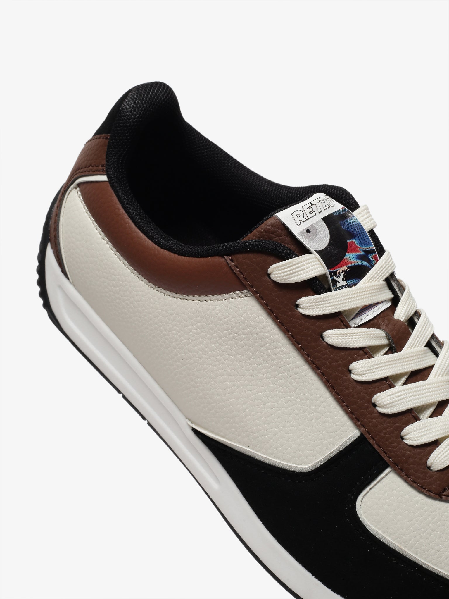 Retro Black Beige Classic