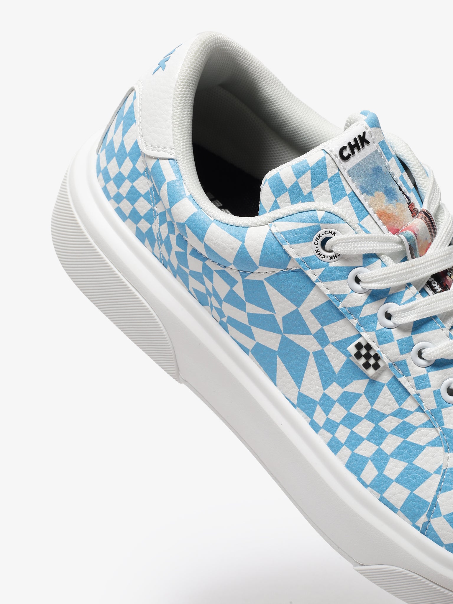 City Hopper Checkered Blue Low